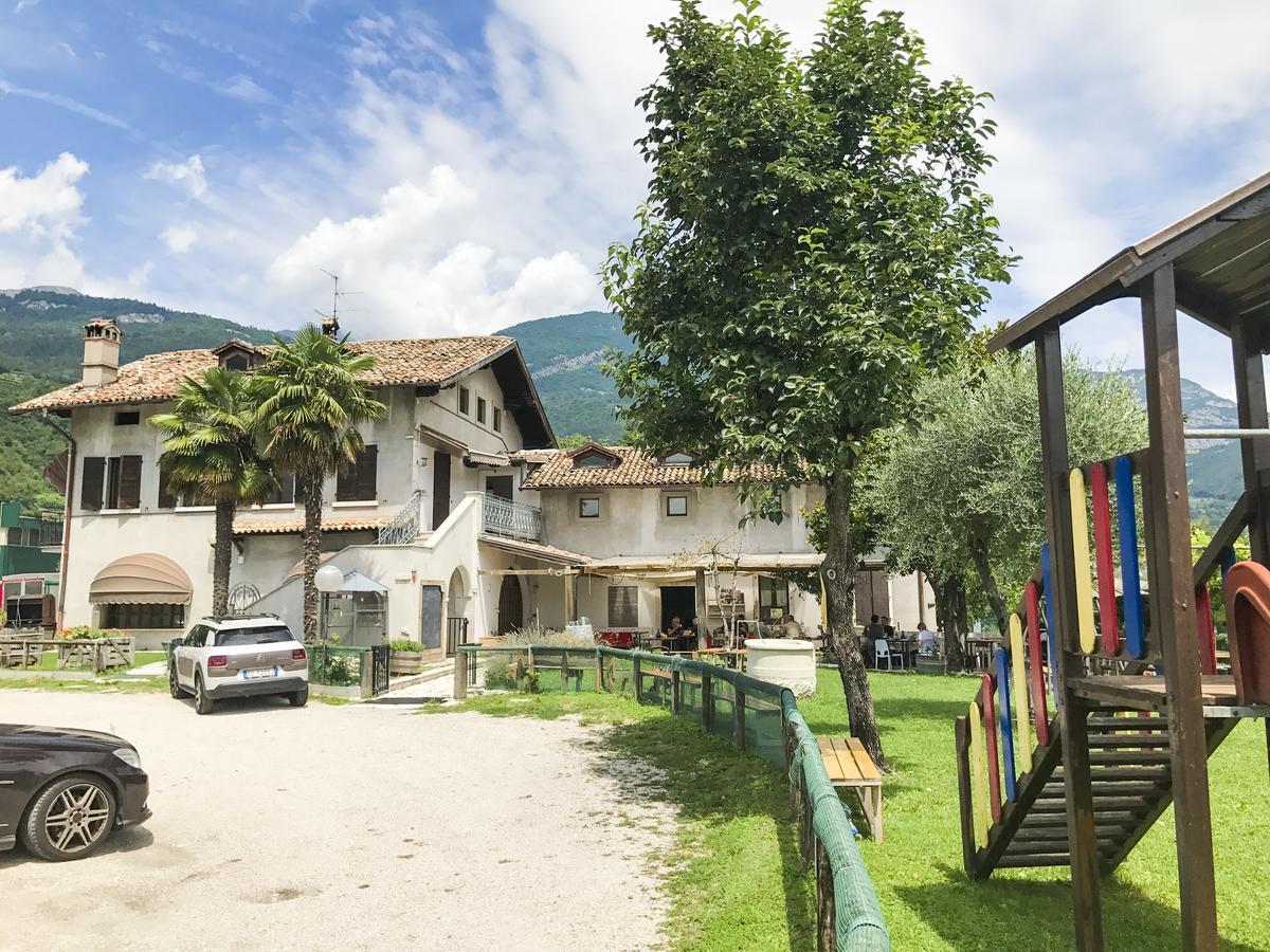 Locanda Dal Barba Villa Lagarina ภายนอก รูปภาพ