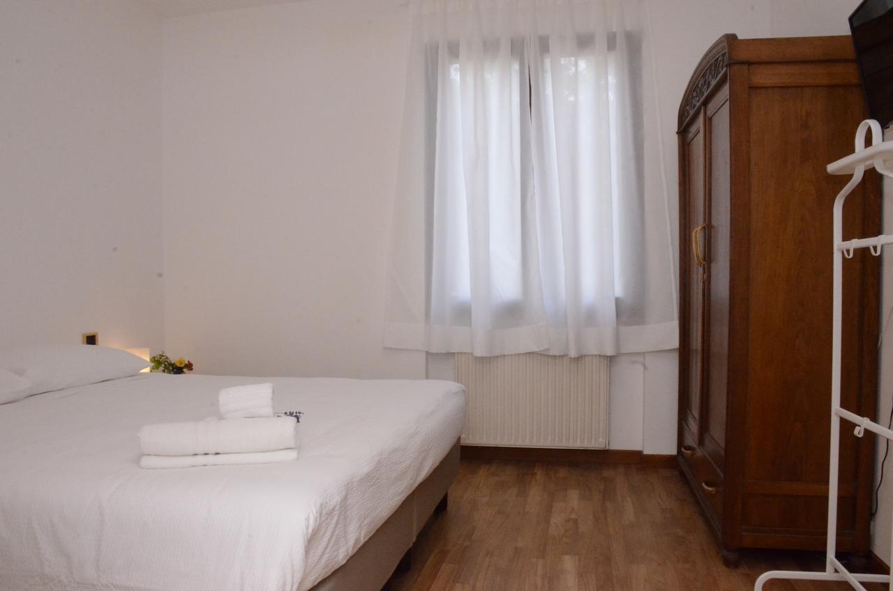 Locanda Dal Barba Villa Lagarina ภายนอก รูปภาพ
